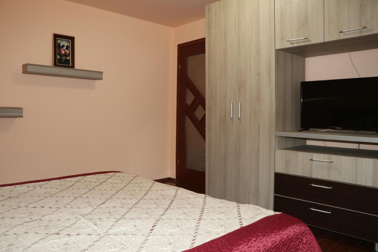 Hotel Amelia House Făgăraş Esterno foto